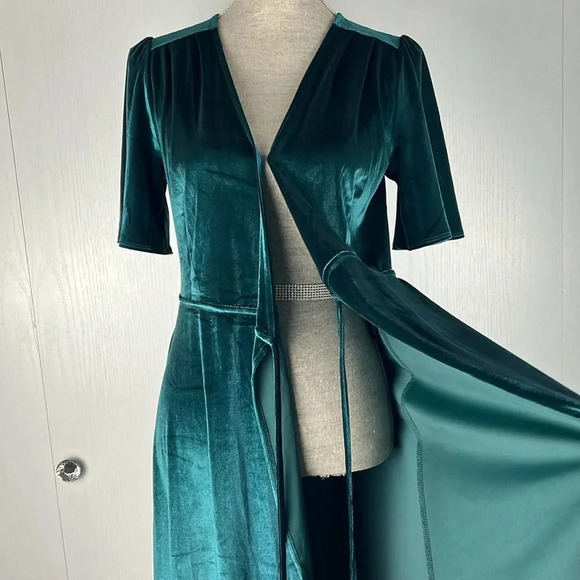 Lulus Amour Teal Green Luxe Stretch Velvet High-Low Wrap Dress V-Neck Size M - Picture 10 of 15
